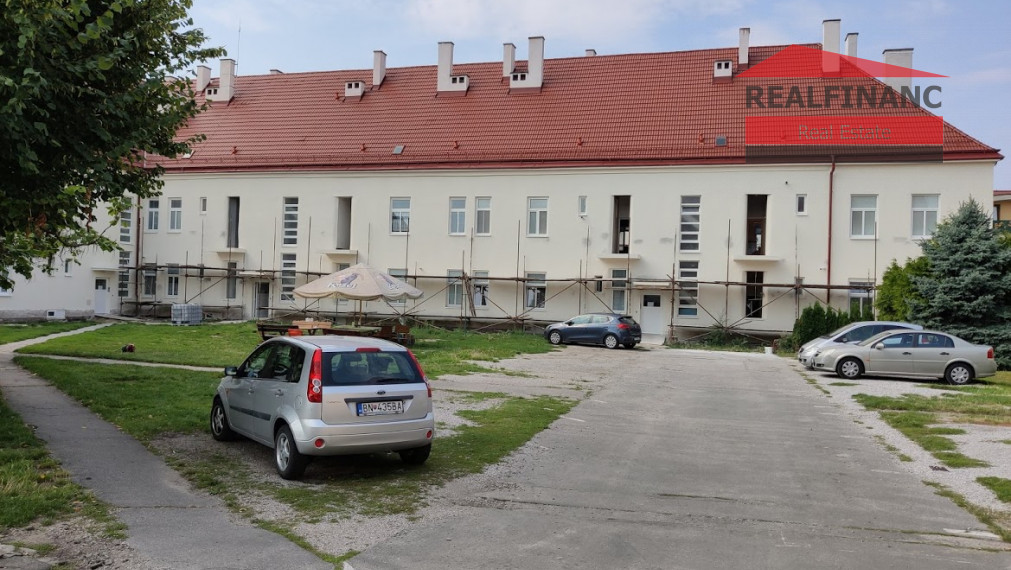 REZERVOVANÉ !!! ŠTUDENTI POZOR!!!  3 izbový byt v centre mesta ul.Halenárska č.37 Trnava